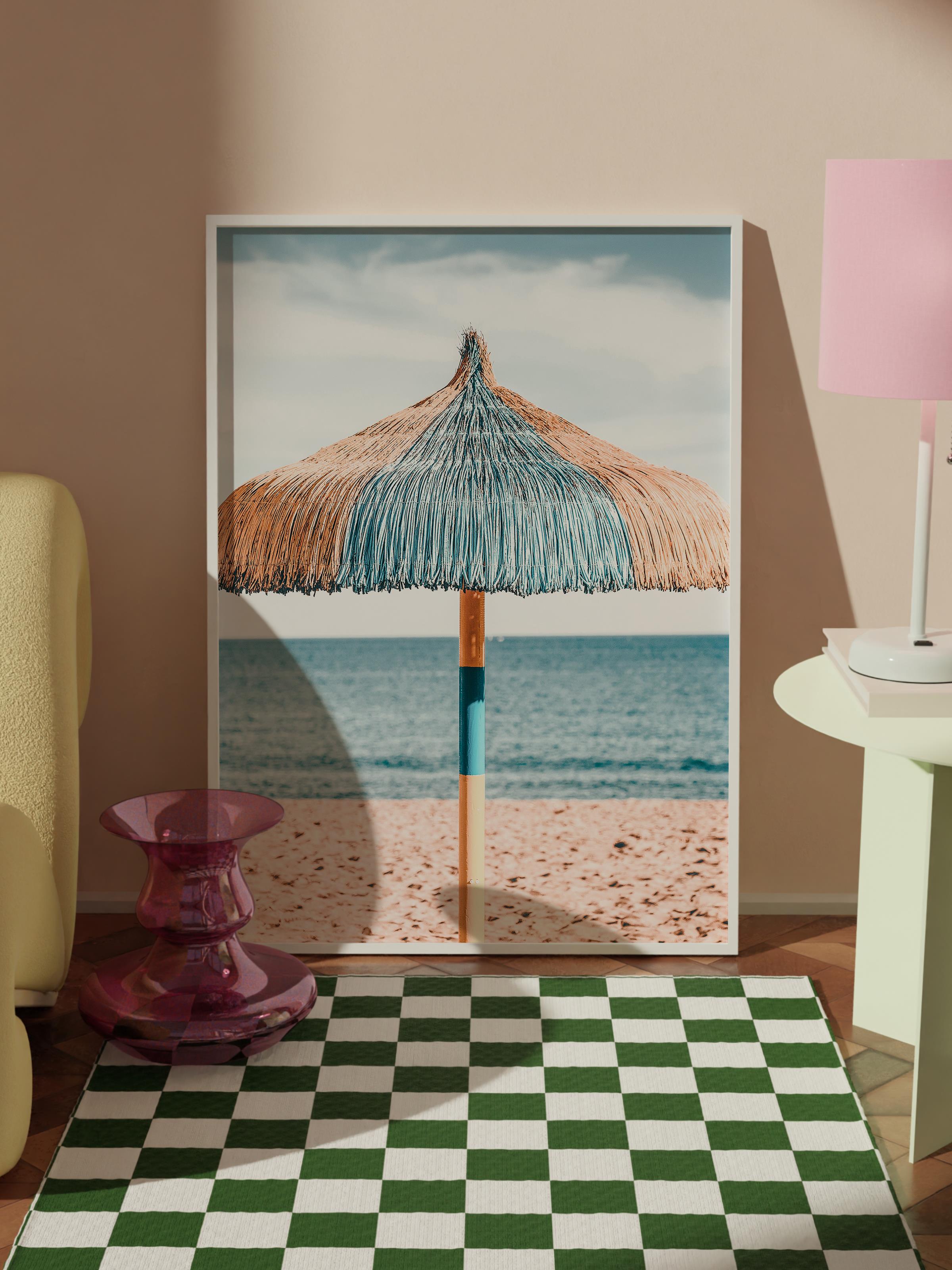 Çerçevesiz Poster, Yaz Temalı Tablo NO:180, Şemsiye Altında Sahil Fotoğrafı, Mavi Poster, Dikey